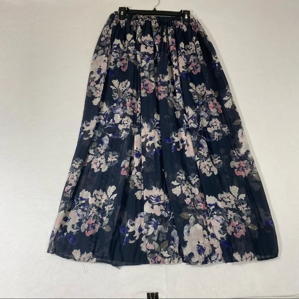 Xhilaration Floral Maxi Skirt floral Pleated Skirt Elastic Waist XS Line…
